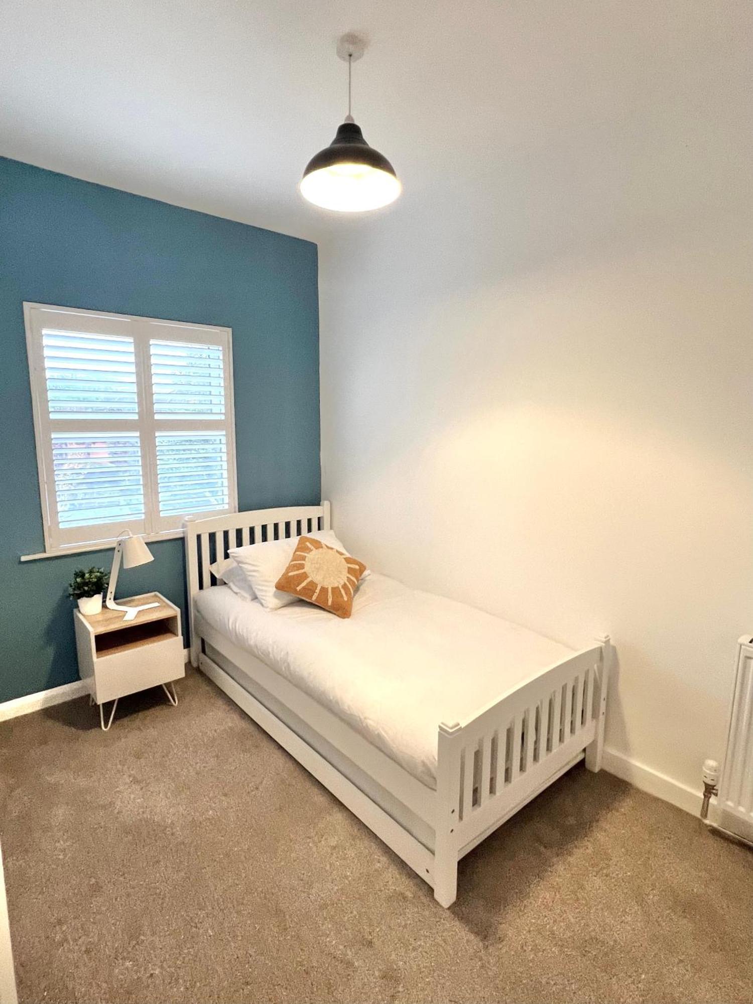 Сasa de vacaciones Beautiful Cottage, Amazing Location, The Castle, Ascot, Legoland, Free Parking Super Close Windsor